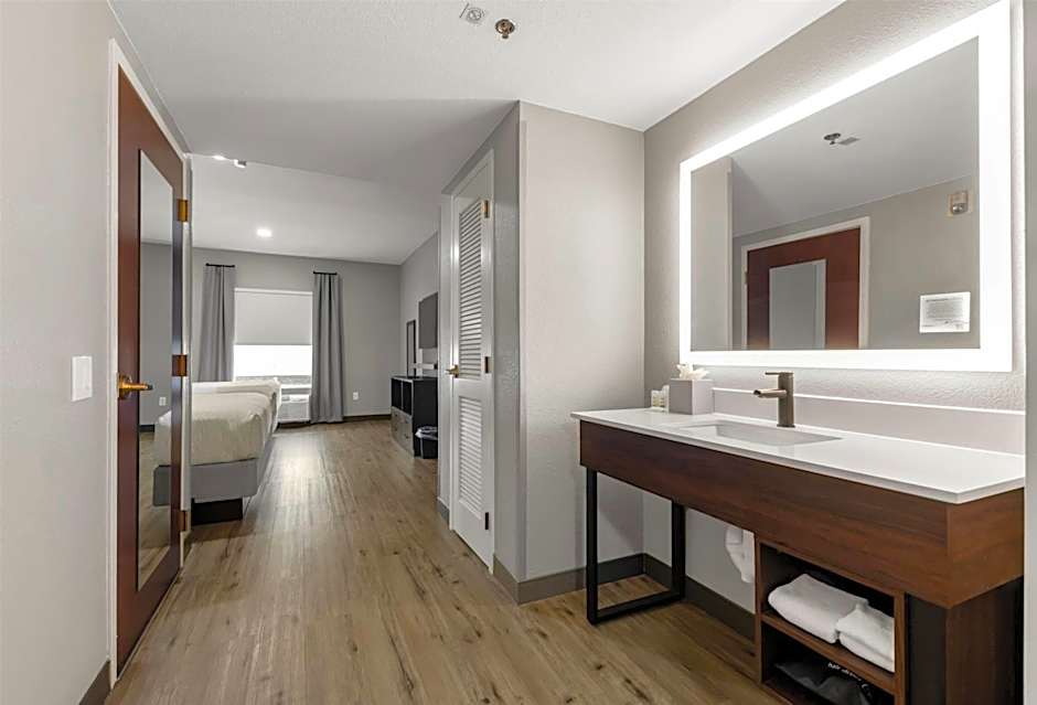 Hawthorn Extended Stay by Wyndham College Station