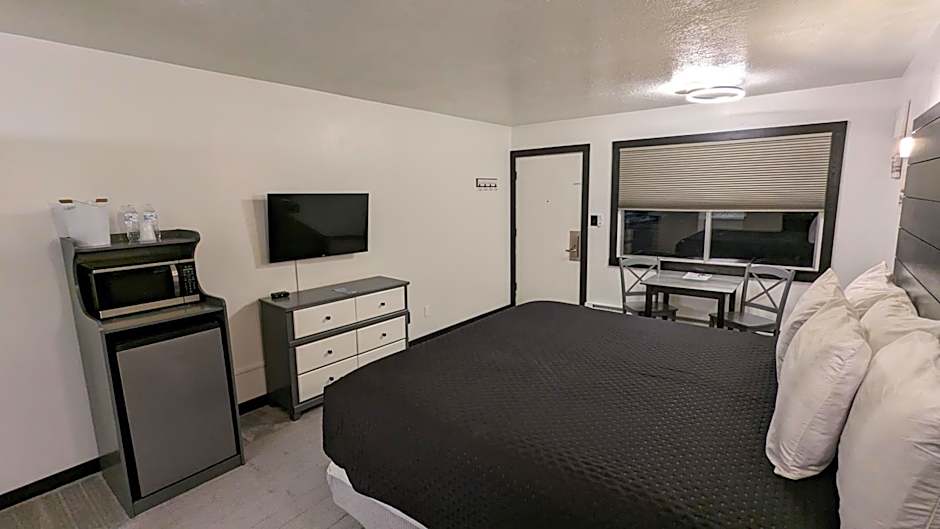 High Desert Inn