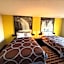 Super 8 by Wyndham Reedsburg