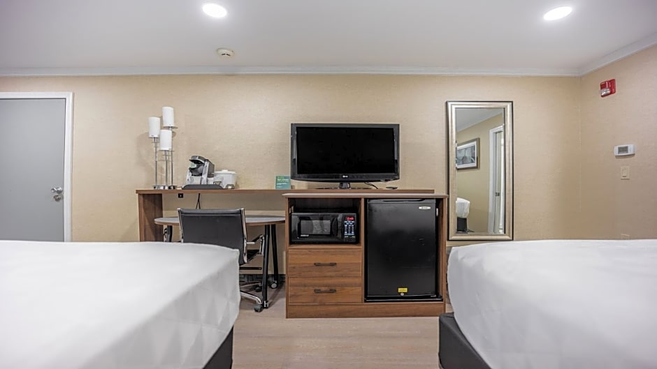 Holiday Inn Plainview-Long Island