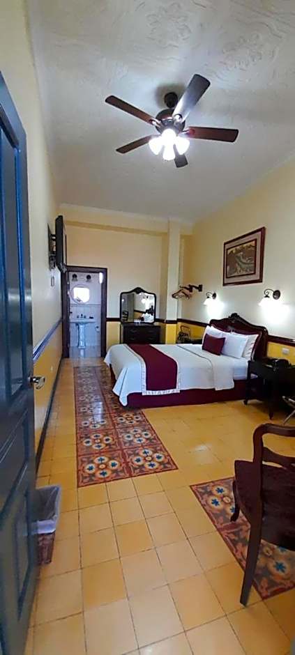 Hotel Santo Tomás