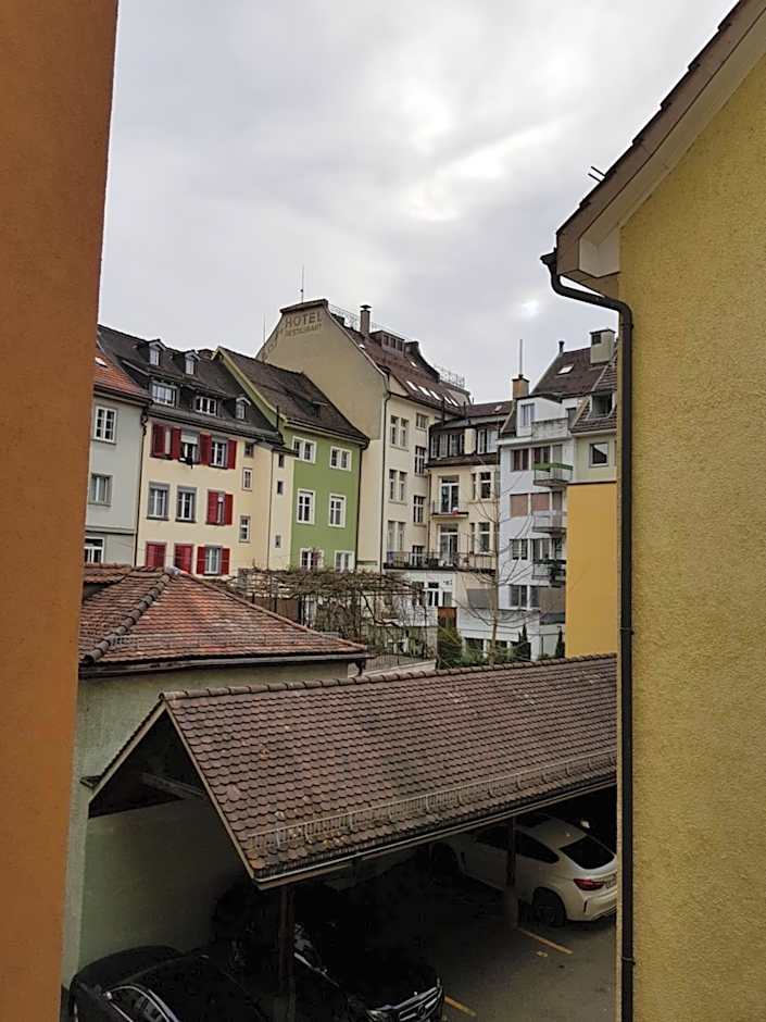 Hotel Elite Self-Check-in