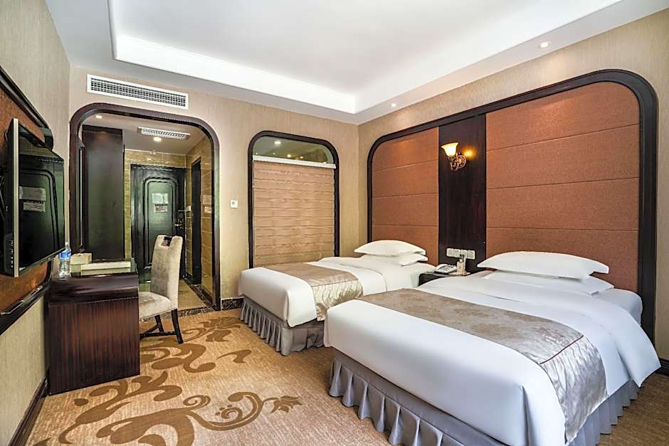 Zdjęcie 1 z 8 — Deluxe 1 Double Bed or 2 Beds