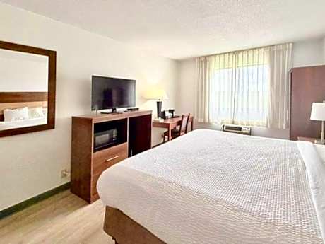 King Room - Mobility Access/Non-Smoking