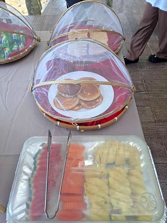 Sunny Cove Beach Resort Koh Phayam