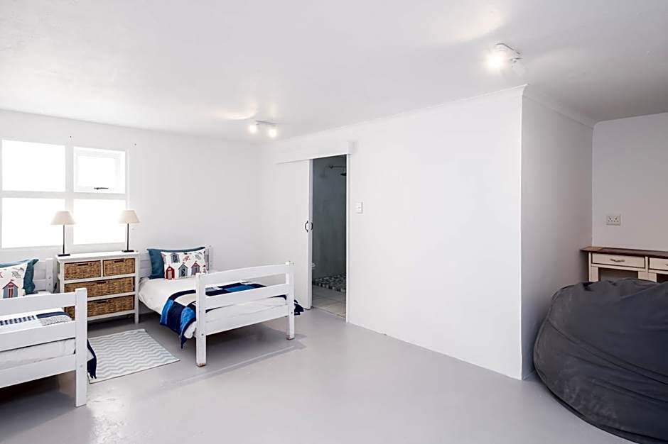 Lakeside Ocean Breeze