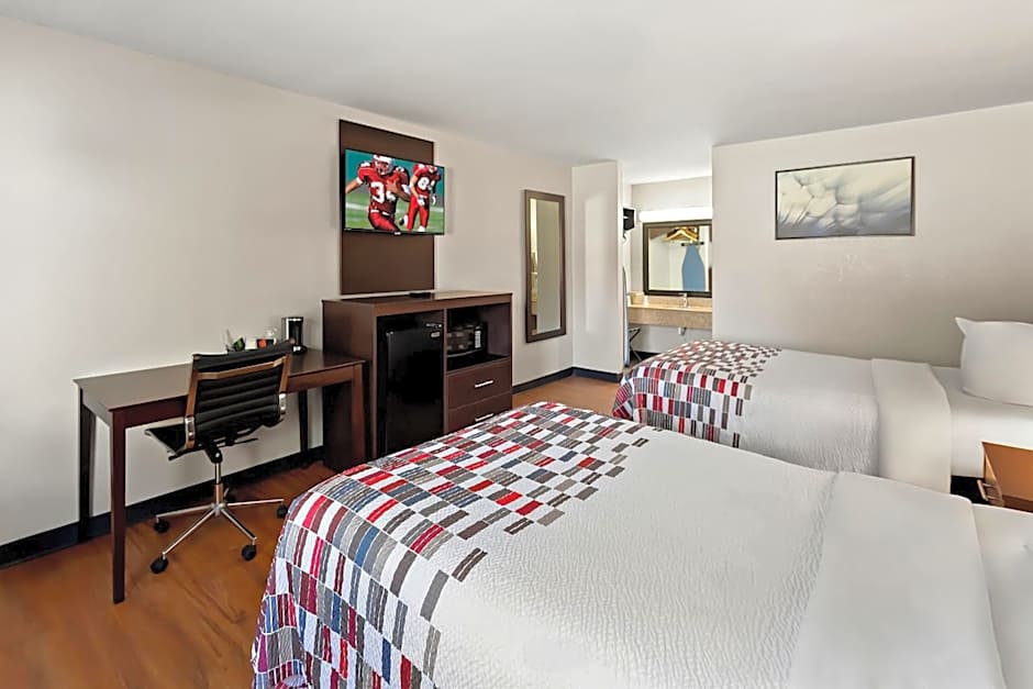 Red Roof Inn Muscle Shoals