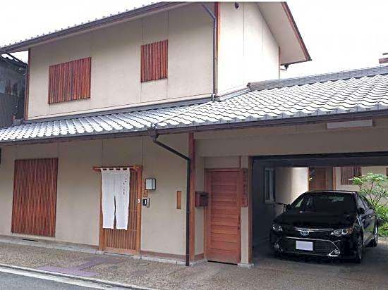 Nishijin Narahian