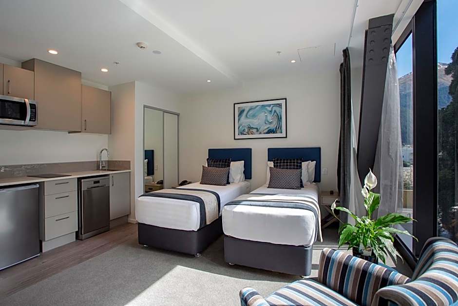 Ramada by Wyndham Queenstown Central