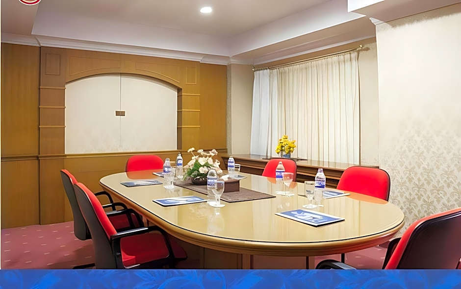 Abadi Hotel Convention Center