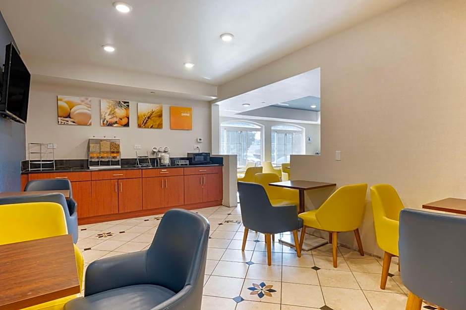 Comfort Suites Oceanside Camp Pendleton Area