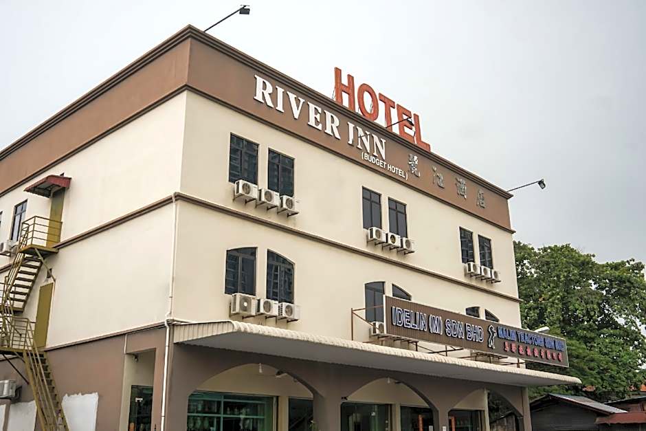 OYO 301 River Inn Hotel