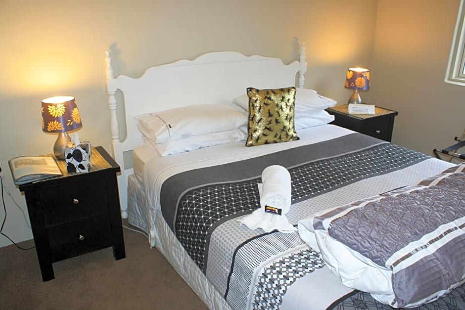 The Beach House Bed and Breakfast