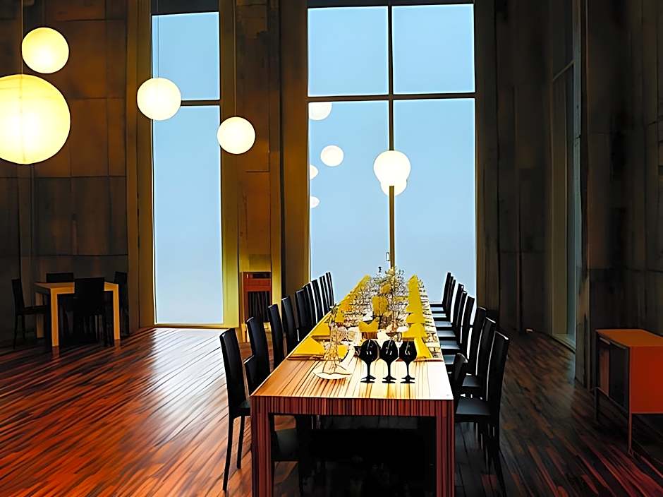 Haslla Art World Museum Hotel