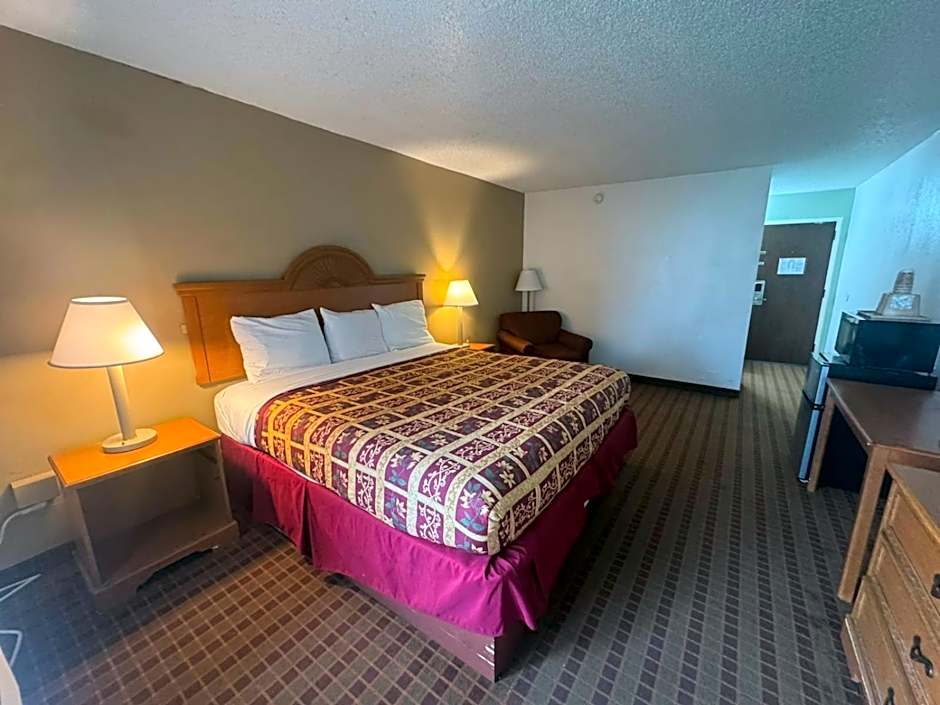 Express Inn & Suites