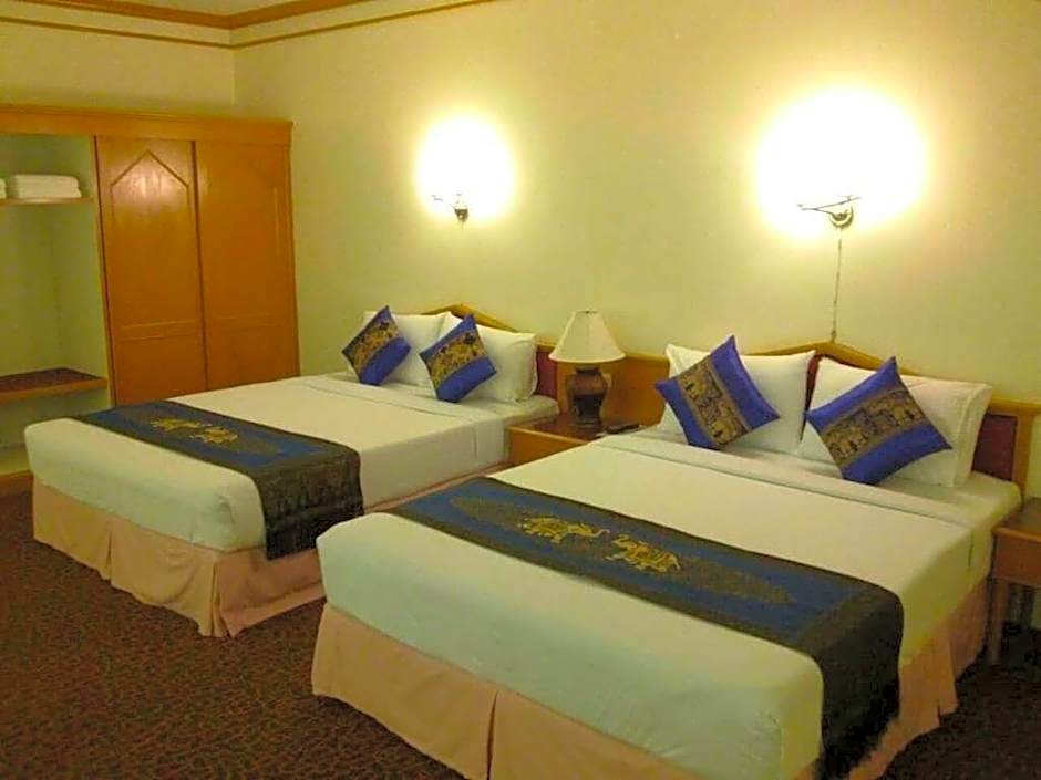 Merlin Grand Hotel