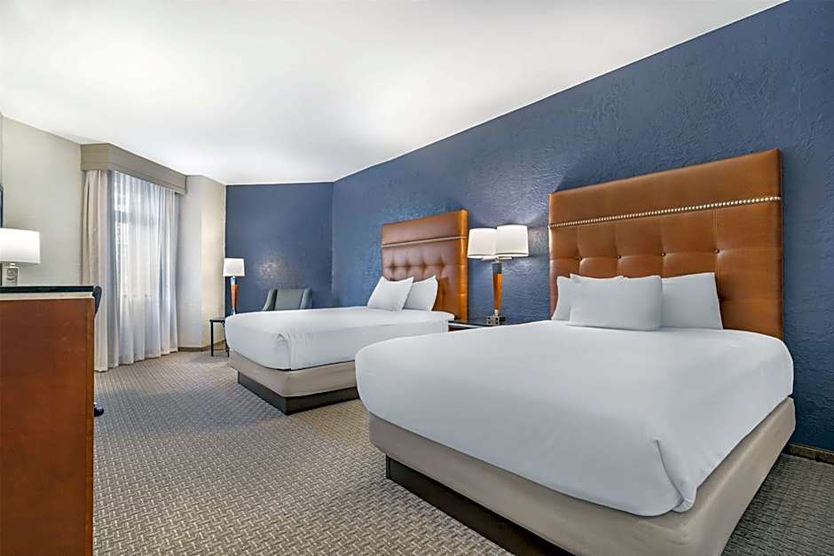 Drury Plaza Hotel Flagstaff