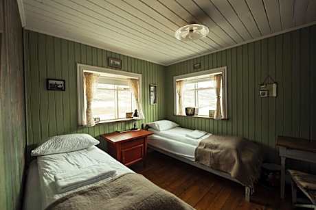 Twin Room with Shared Bathroom