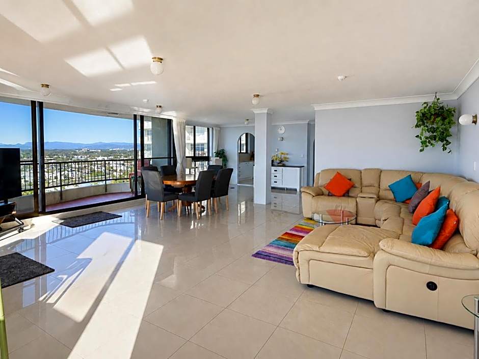 Broadwater Shores Waterfront Apartments