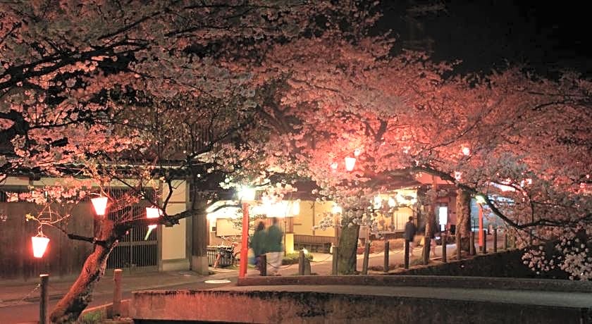 Kinosaki Onsen Nishimuraya Hotel Shogetsutei