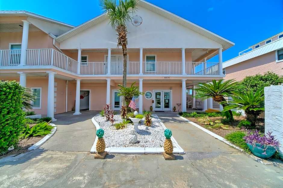 Pineapple Villas