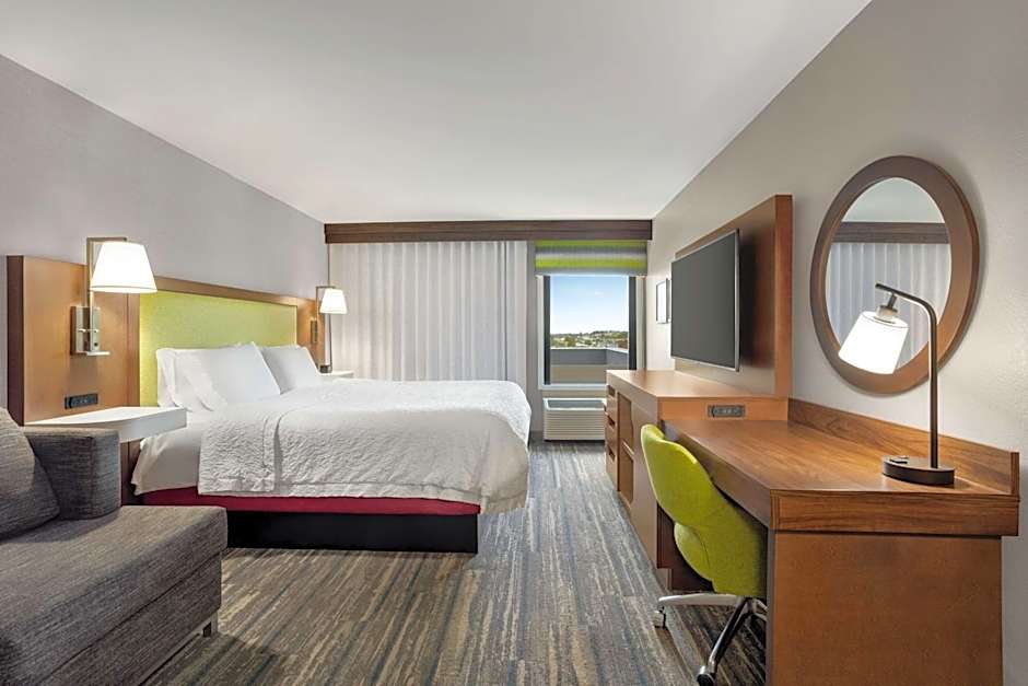 Hampton Inn By Hilton Milwaukee/Brookfield