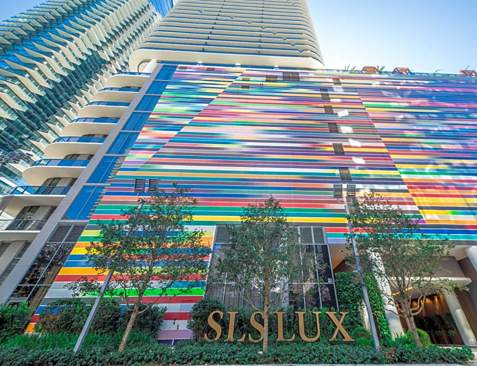 SLS LUX Brickell