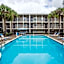 Casa Bella Inn & Suites