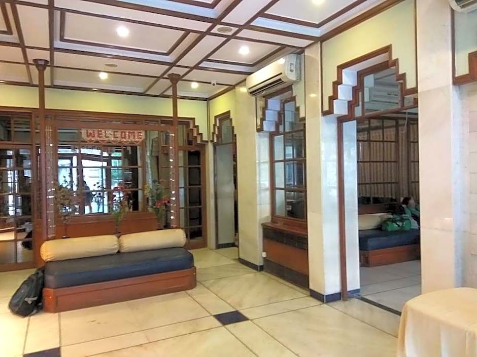 Garden Hotel