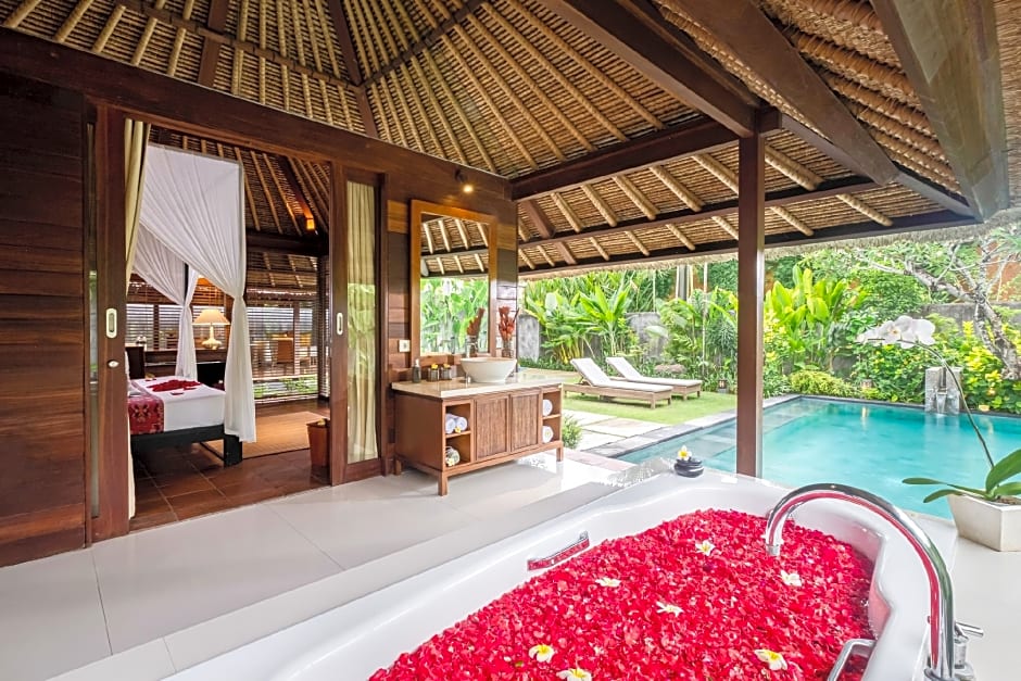 Mayaloka Villas Seminyak 