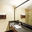 La Quinta Inn & Suites by Wyndham Conference Center Prescott