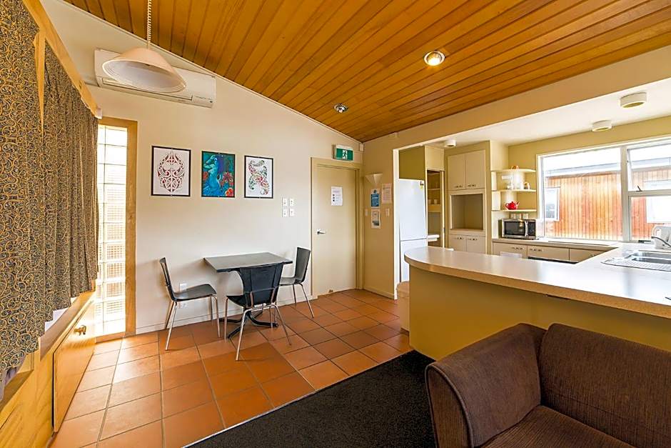 Tahuna Pod Hostel