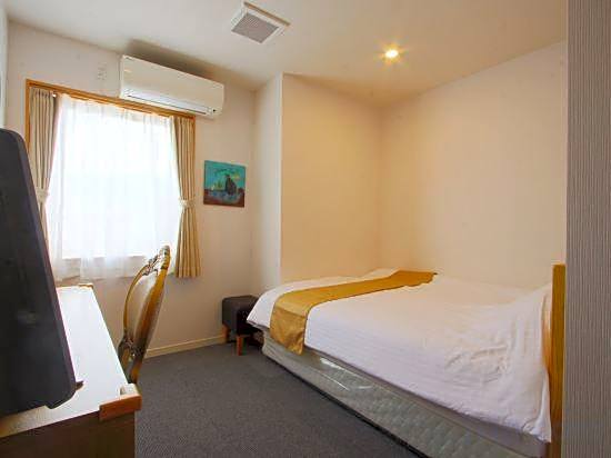 Business Hotel Yamate Inn