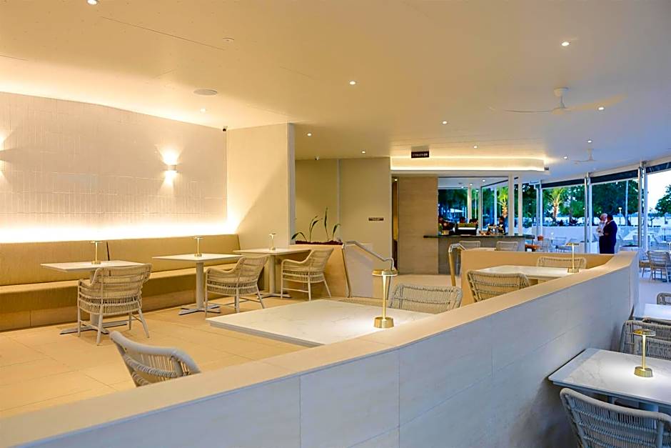 DoubleTree By Hilton Hotel Cairns