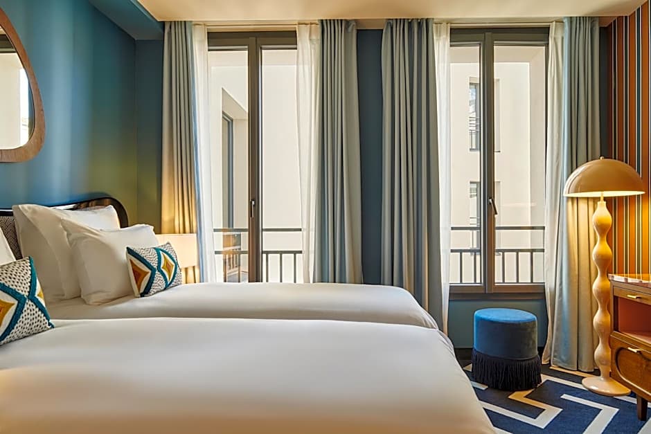 Mercure Paris Butte Montmartre Basilique