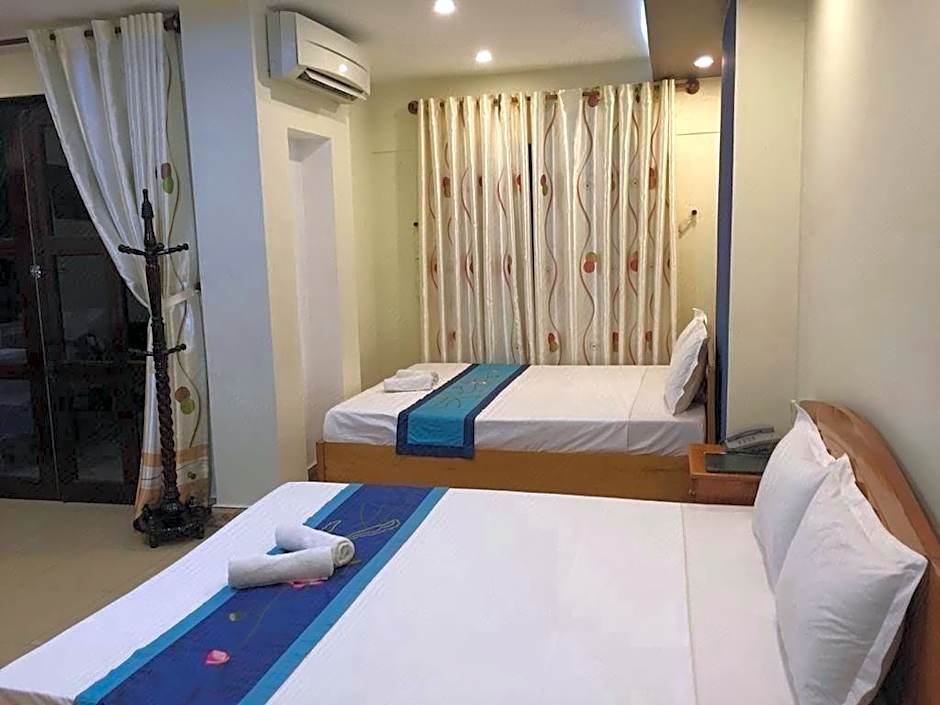 Sunny B Hotel
