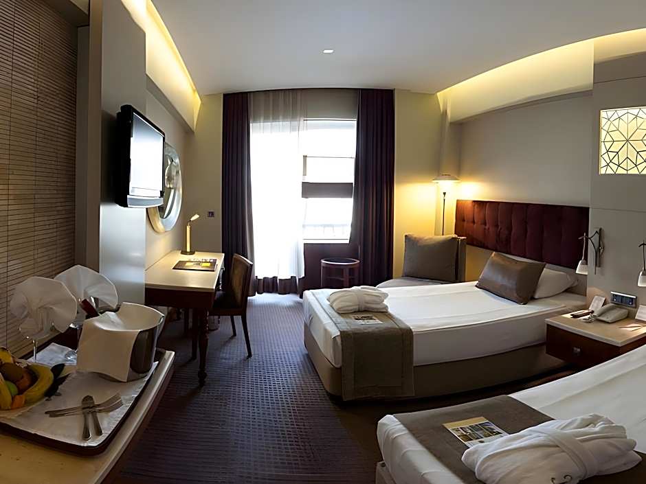 Kervansaray Thermal Hotel