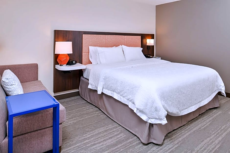 Hampton Inn By Hilton Statesville