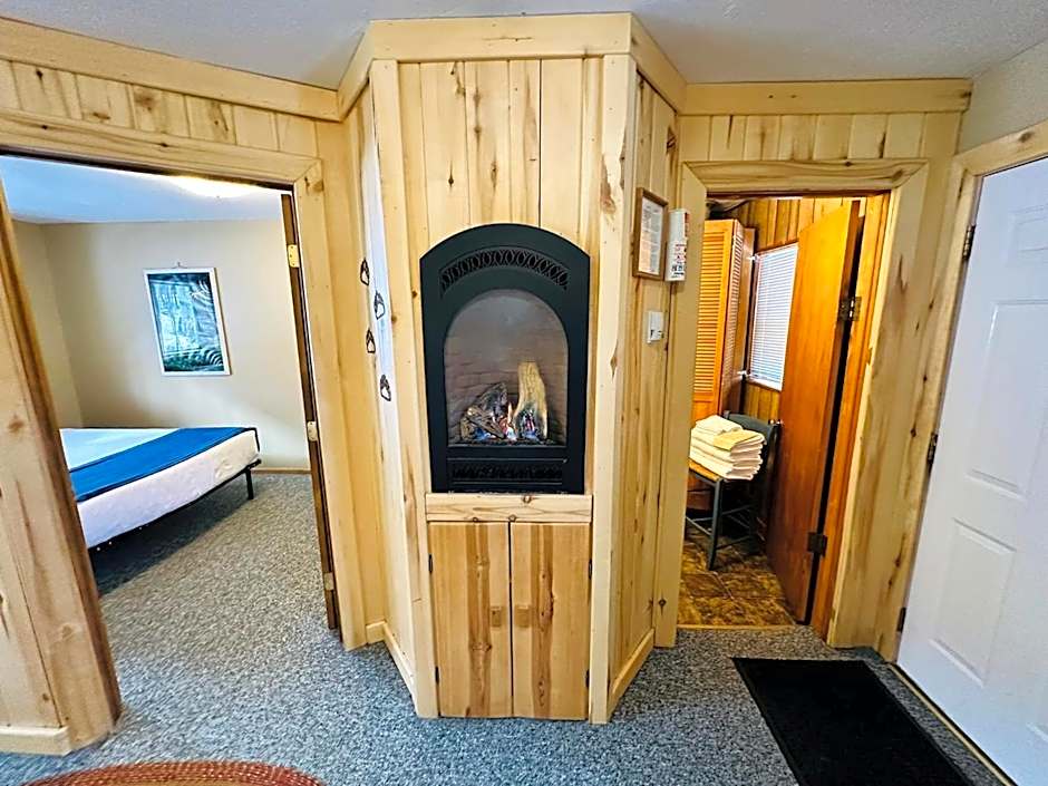 Ute Bluff Lodge, Cabins and RV park