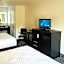 Clarion Inn & Suites Kissimmee-Lake Buena Vista South