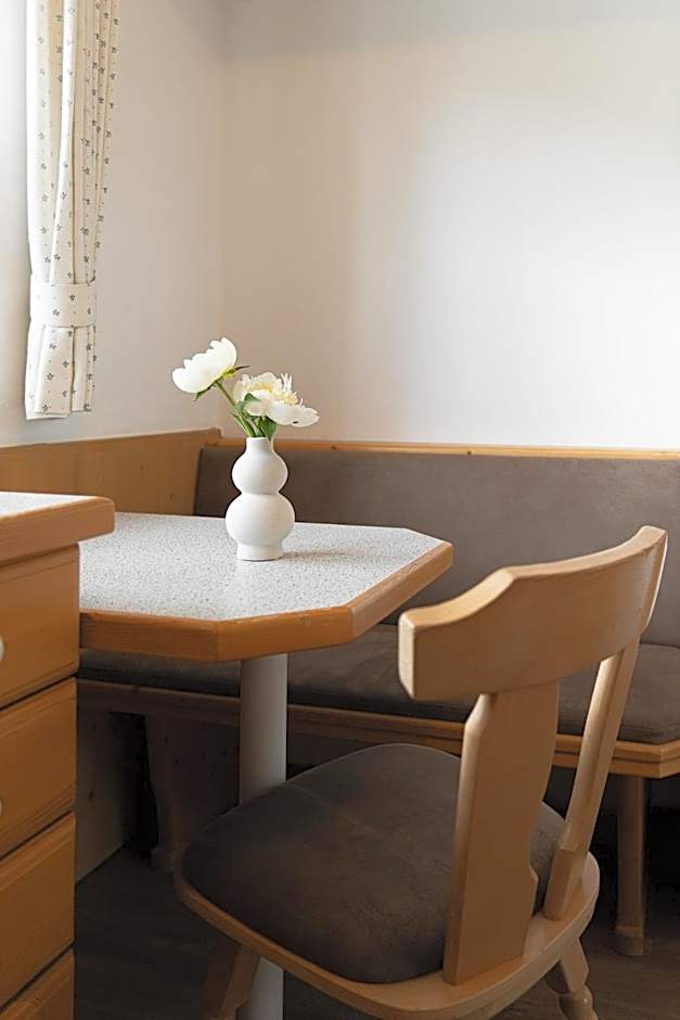 ARBOR Hotel & Apartments