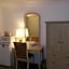 The Tallwood Motel