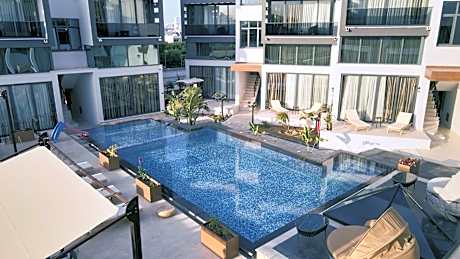 Luxury Hotel Room w Pool Near Beach in Kyrenia