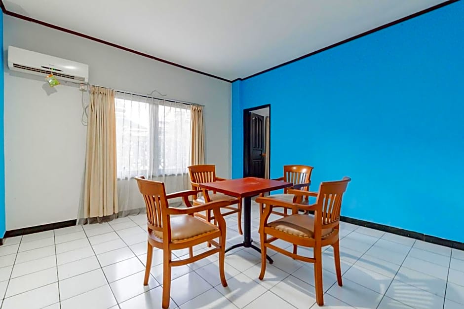 RedDoorz near Plaza Balikpapan