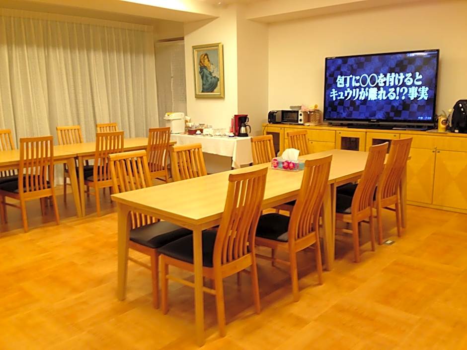Patio Kyobashi Hotel