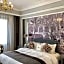 Le Bristol Hotel