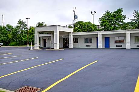Motel 6 Richfield OH