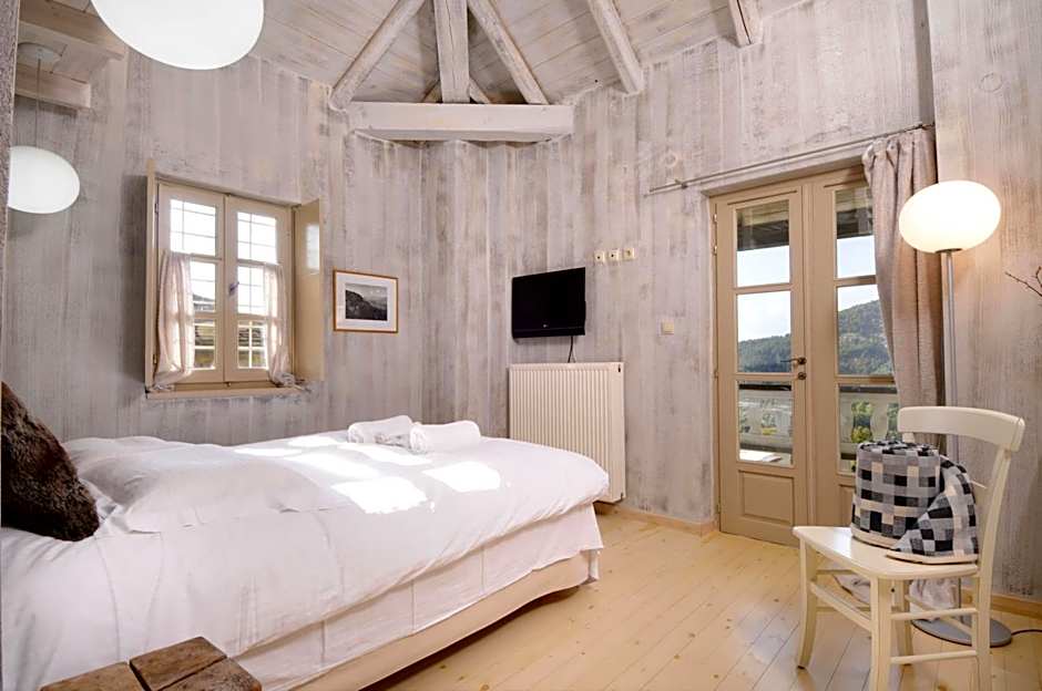 Mikro Papigo 1700 Hotel & Spa