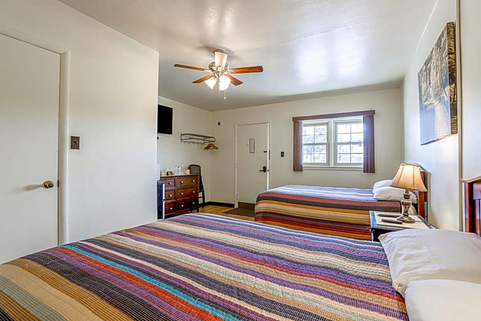 Cadiz Motel by OYO on route 250