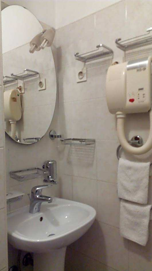 Accomodation Pertout